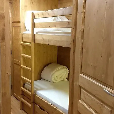 Woody Les Menuires דירה *